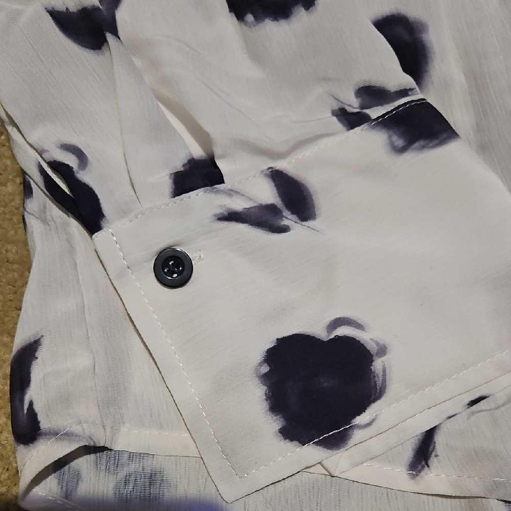 Floral Button-Up Shirt - Picture 4 of 5
